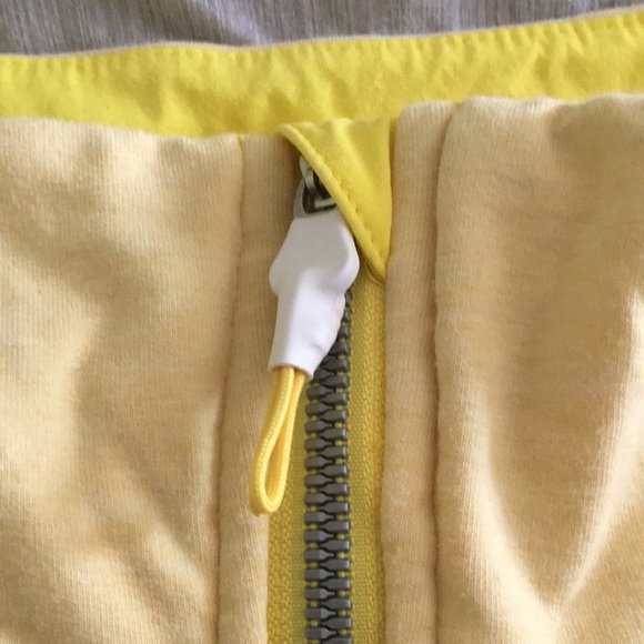 Lululemon full zip yellow jacket. - Picture 5 of 9
